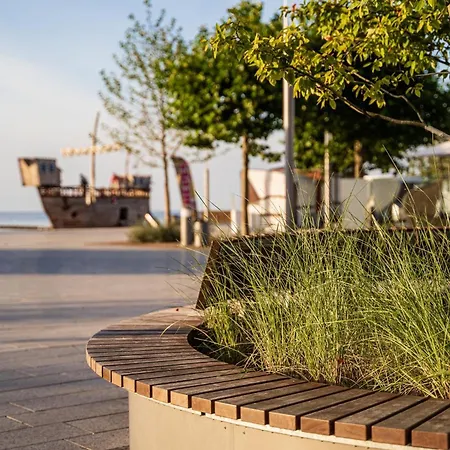 - Kleiner Ostsee Hof * Großenbrode